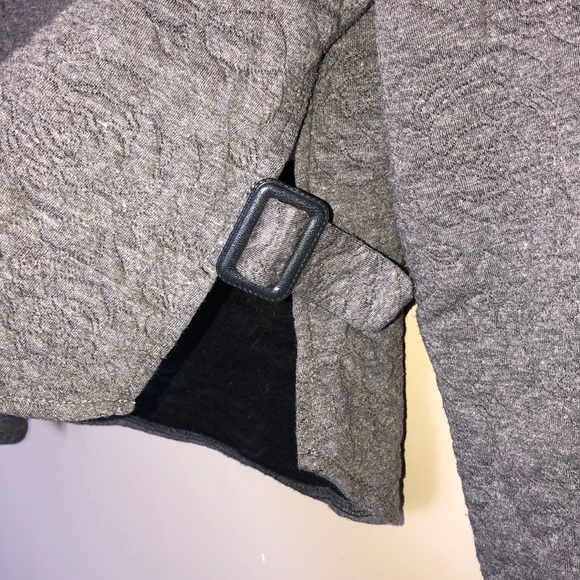 Top - Picture 3 of 6